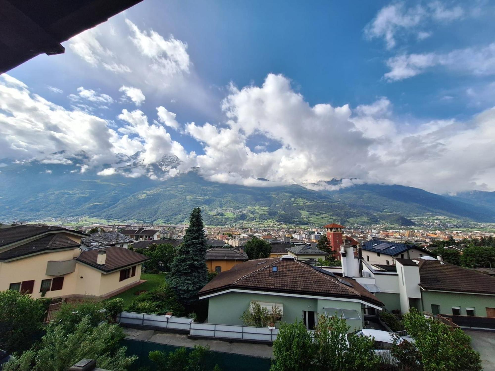 Aosta Holiday Apartments - Edelweiss Exterior photo